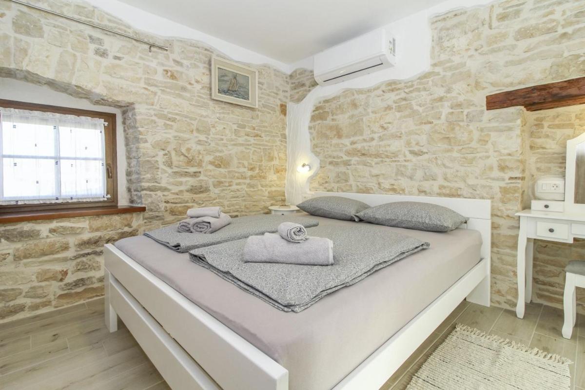 Villa Olea In Barat - Haus Fuer 6-8 Personen Kanfanar Zewnętrze zdjęcie