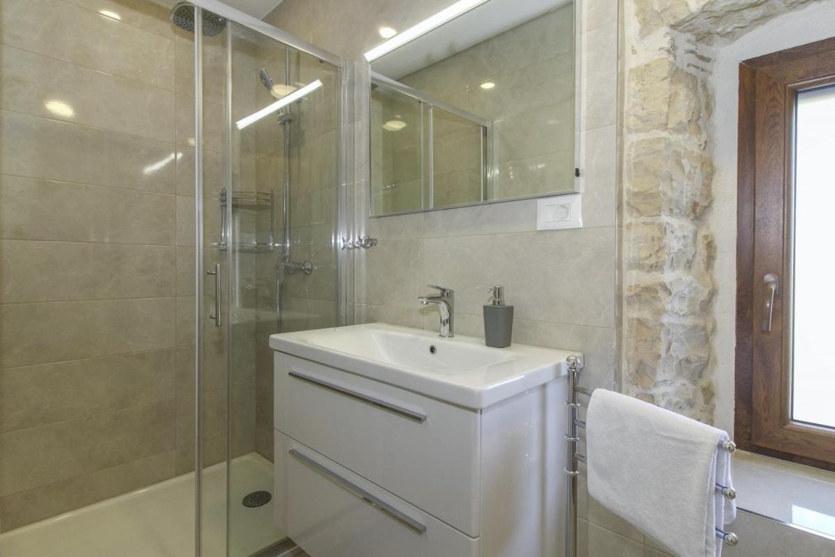 Villa Olea In Barat - Haus Fuer 6-8 Personen Kanfanar Zewnętrze zdjęcie