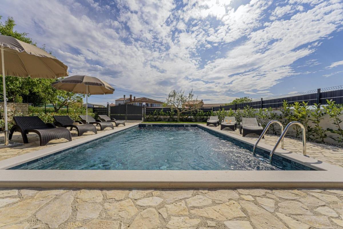 Villa Olea In Barat - Haus Fuer 6-8 Personen Kanfanar Zewnętrze zdjęcie